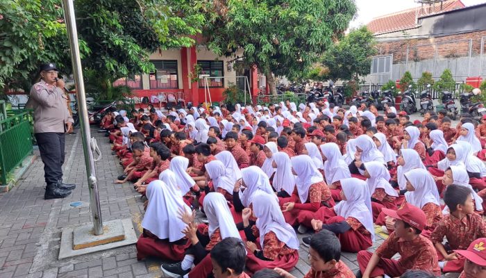 *Cegah Tawuran dan Bullying, Polisi Sambangi Sekolah-Sekolah di Tangerang Kota*