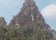Keunikan “Batu Manumpak” di Kecamatan Nassau Sumatra Utara