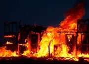 Terjadi Kebakaran Permukiman di Wijaya Kusuma, Grogol Petamburan: 17 Unit dan 85 Petugas Damkar