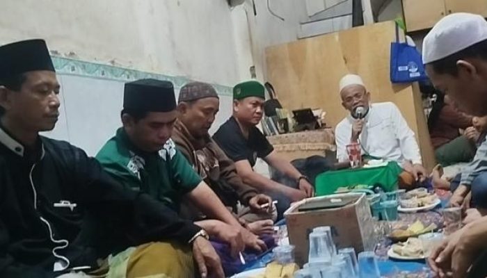 Rindu yang Tertahan demi Ibu : Kisah Uwais al-Qarni Menggetarkan Hati di Haul Syekh Fariz Wa Abdil Wahab