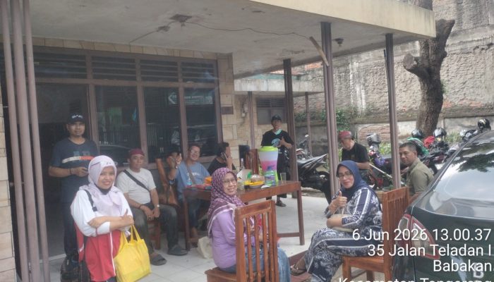Gelorakan Semangat Gotong Royong, Pengurus dan Kader DPD Partai Gelora Kota Tangerang Kompak Kerja Bakti Bersihkan Kantor