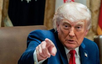 Trump Naik Pitam Saat Diwawancarai, Maki Jurnalis Senior: “Anda Curang atau Bodoh!”