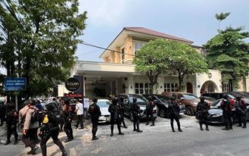 Dibalik Lemari Kafe Cipete: Polisi Bongkar Brankas Raksasa Terkait Mega Korupsi & TPPU!