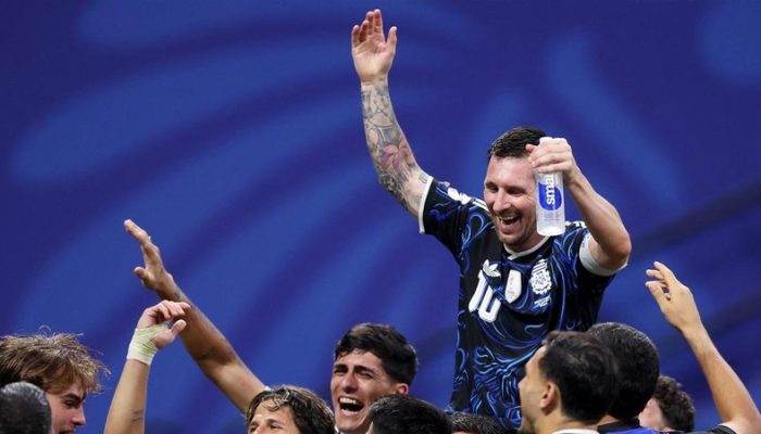 ​CRASH KE FINAL! Messi Mengaum, Enzo Menangis Haru Usai Argentina Hancurkan Mimpi Inggris