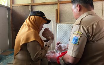 Sidak Lapo di Duri Kosambi, Sudin KPKP Jakarta Barat Temukan Plastik Diduga Berisi Bagian Tubuh Anjing!
