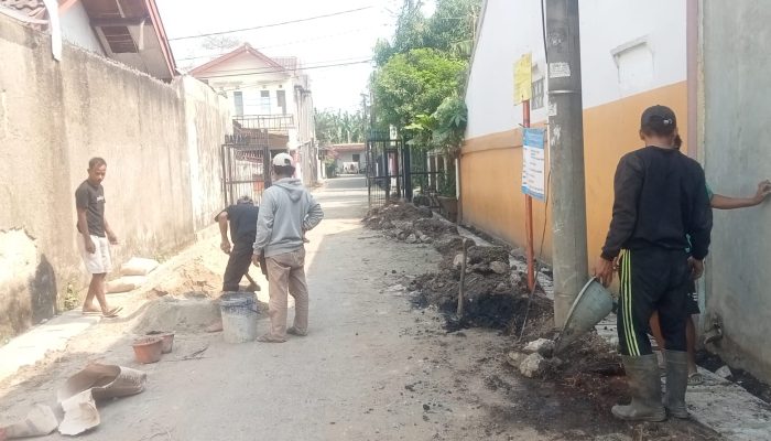 Proyek Saluran Air RW 09 Kelapa Dua Diduga Asal Jadi: Kontraktor Abaikan K3, Minim Pengawasan, dan Tabrak Spesifikasi