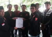 Penyerahan SK Laskar Banten Tangerang Raya: Langkah Strategis Perkuat Konsolidasi Organisasi