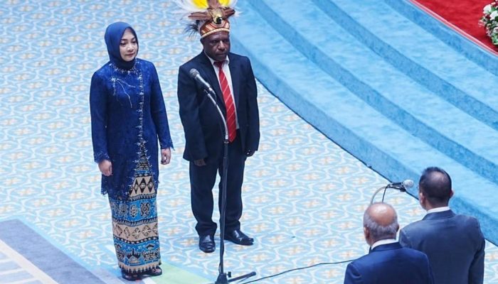 DPR RI Resmi Lantik Nessy Kalviya dan Mesakh Mirin Sebagai Anggota PAW 2024–2029