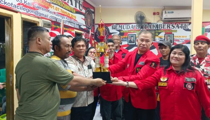 Perumahan Pesona Sabet Juara 1 Lomba Catur Antar-Paguyuban PBB Cilegon, Piala Bergilir Resmi Diserahkan