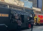 KEBAKARAN MELANDA RUKO GUDANG TEKSTIL DI PASAR PAGI ASEMKA, API BERKOBAR LEBIH DARI 12 JAM — 21 MOBIL DAMKAR DITERJUNKAN