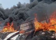 Kebakaran Hanguskan 26 Gudang di Kosambi Tangerang, Asap Tebal Terlihat Hingga Bandara Soetta