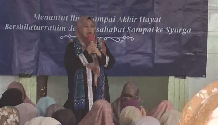 Badan Kontak Majelis Taklim (BKMT) Kecamatan Benda Gelar Pengajian Bulanan Bertepatan dengan Peringatan Maulid Nabi SAW